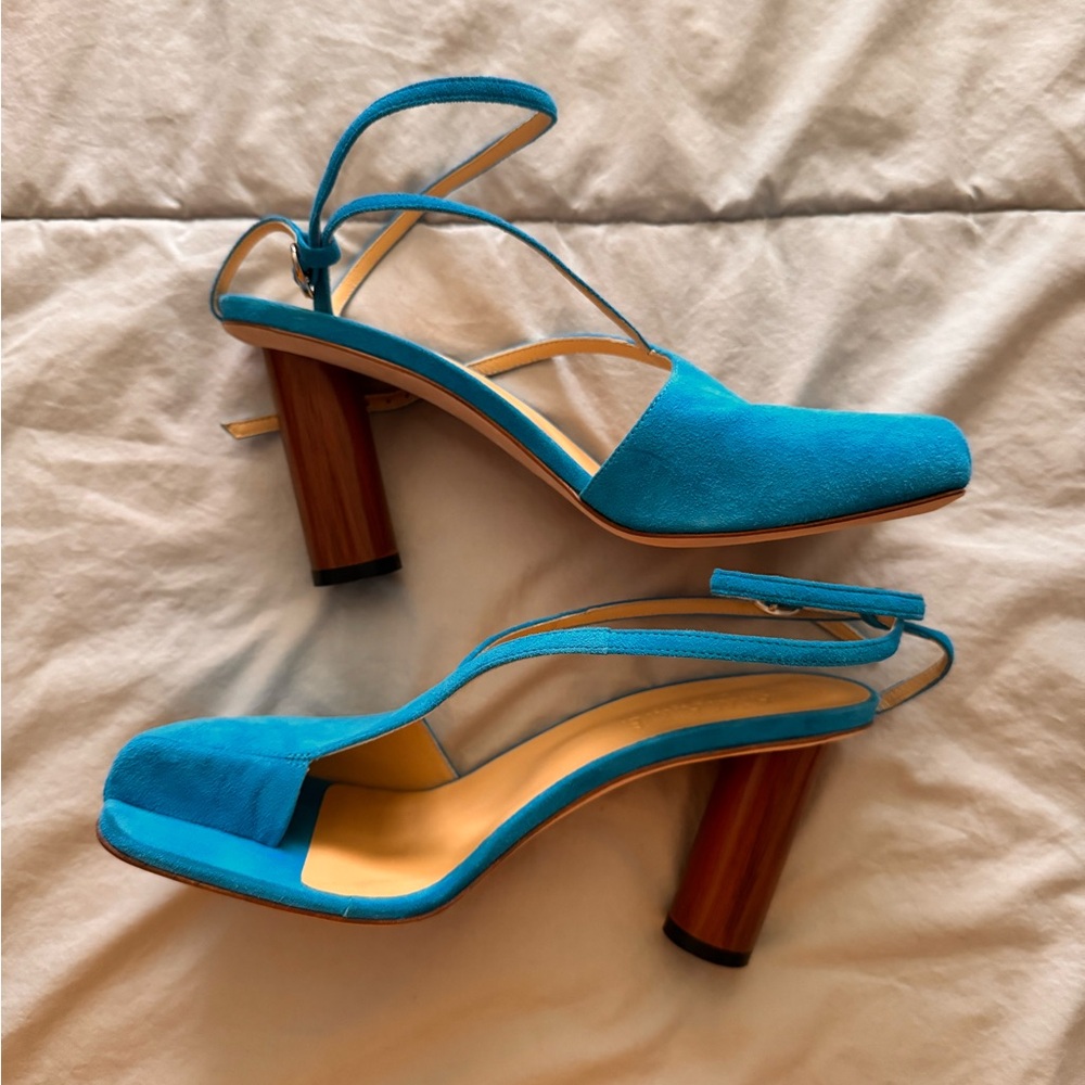 Awake Mode Christine Sandals - Picture 6 of 9